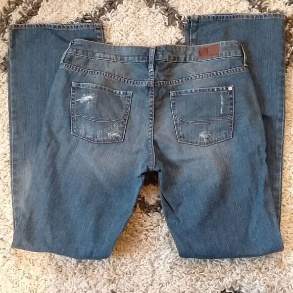 Woman's Laguna B Bootcut Low Rise Jeans sz 1 Reg. 100%Cotton - Picture 5 of 9